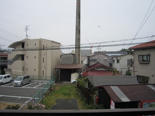 物件内観写真16　(室内からの展望)