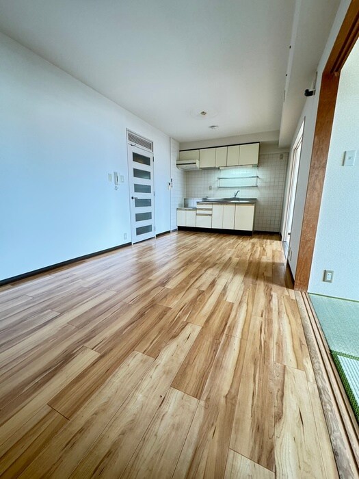 物件内観写真10　(居室)