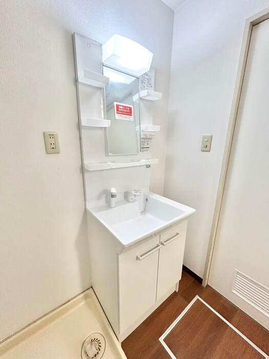 物件内観写真13　(洗面)