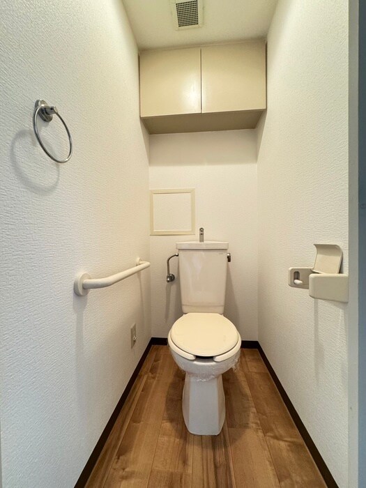 物件内観写真13　(トイレ)