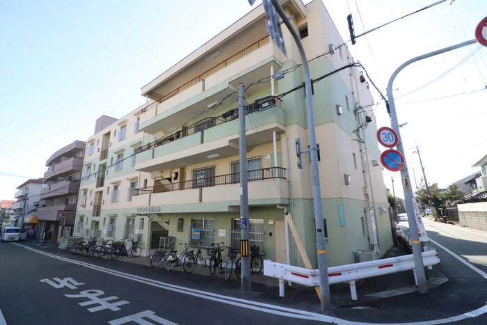 物件外観写真2　(外観写真)