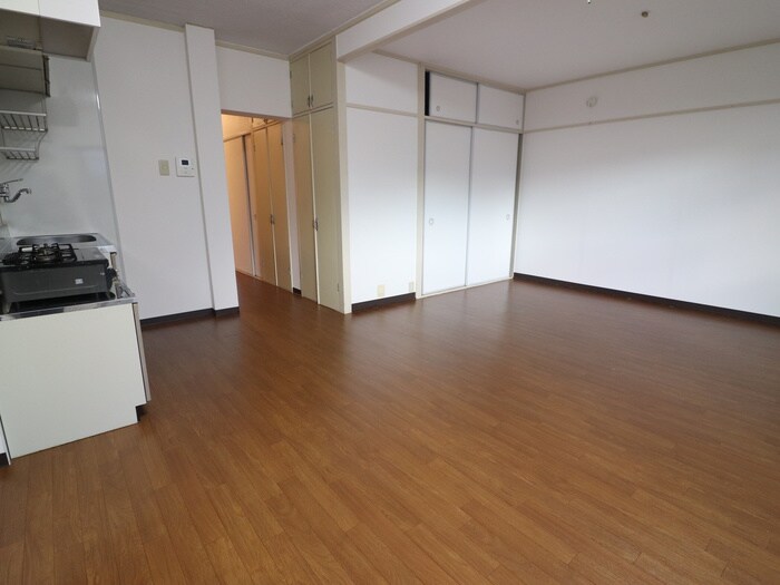 物件内観写真10　(居室)