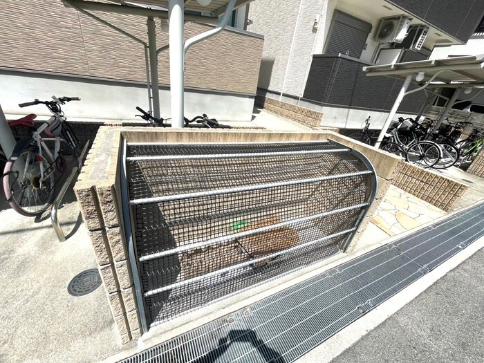 物件外観写真6　(建物設備)