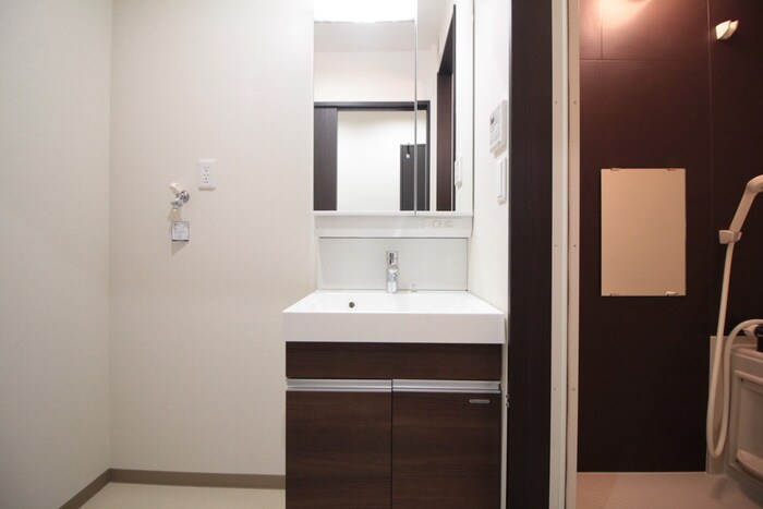 物件内観写真13　(洗面)