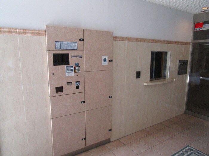 物件外観写真6　(建物設備)