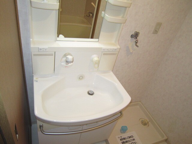 物件内観写真8　(洗面)