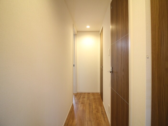物件内観写真18　(廊下)