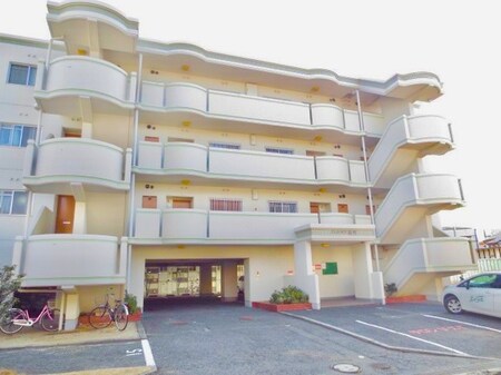 シャルマン徳川外観写真