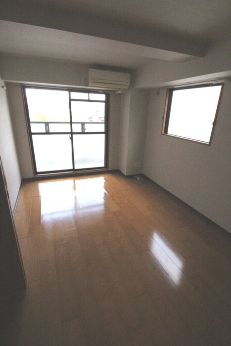 物件内観写真5　(居室)