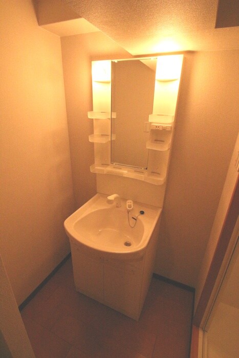 物件内観写真8　(洗面)