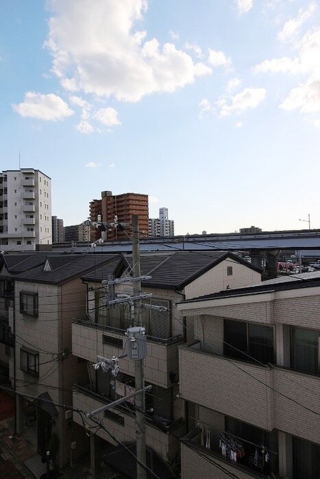 物件内観写真22　(室内からの展望)