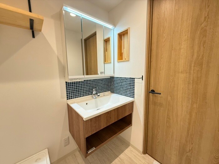 物件内観写真16　(洗面)