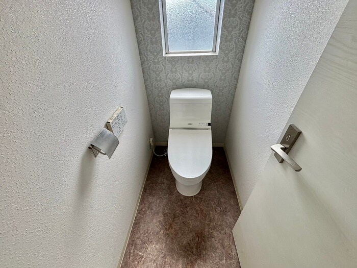 物件内観写真14　(トイレ)