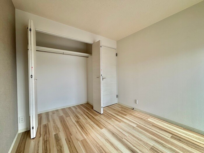 物件内観写真17　(居室)