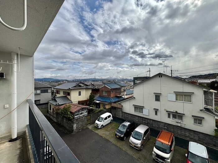 物件内観写真21　(室内からの展望)