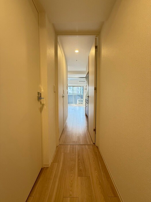 物件内観写真9　(廊下)