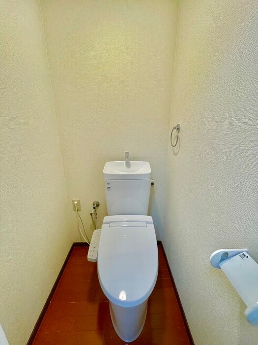 物件内観写真14　(トイレ)