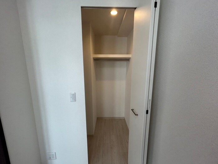 物件内観写真10　(収納)