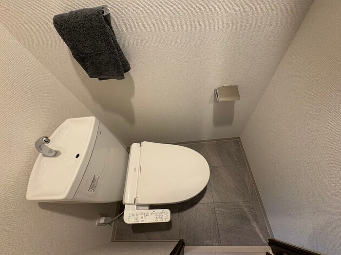 物件内観写真13　(トイレ)