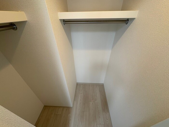 物件内観写真16　(収納)