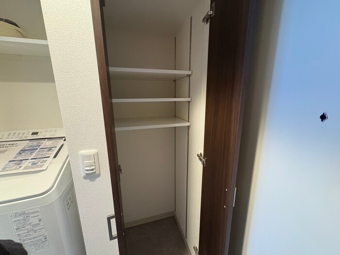 物件内観写真18　(靴箱)