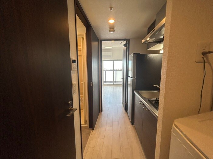 物件内観写真22　(廊下)