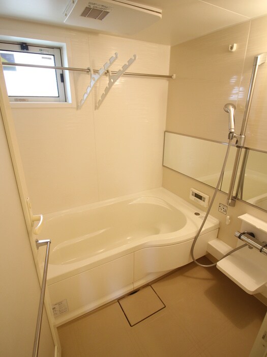 物件内観写真8　(バス／シャワールーム等)