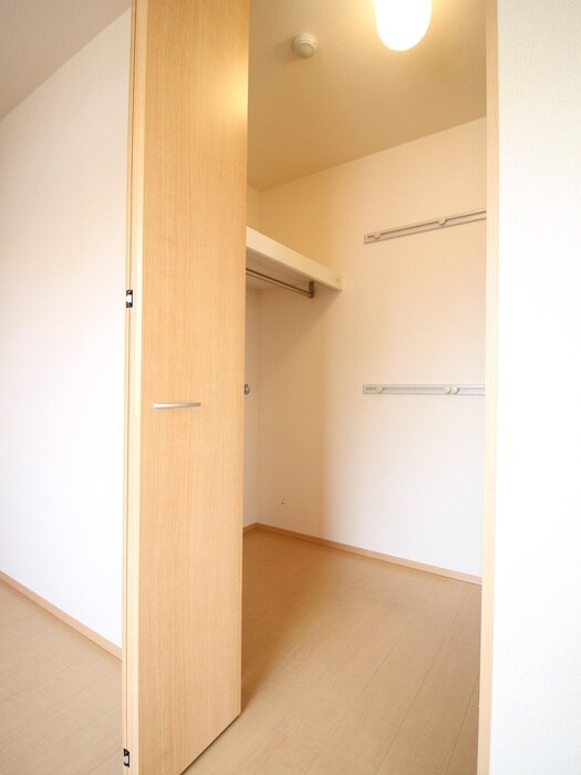 物件内観写真14　(収納)