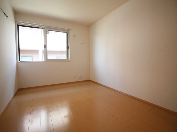 物件内観写真18　(居室)