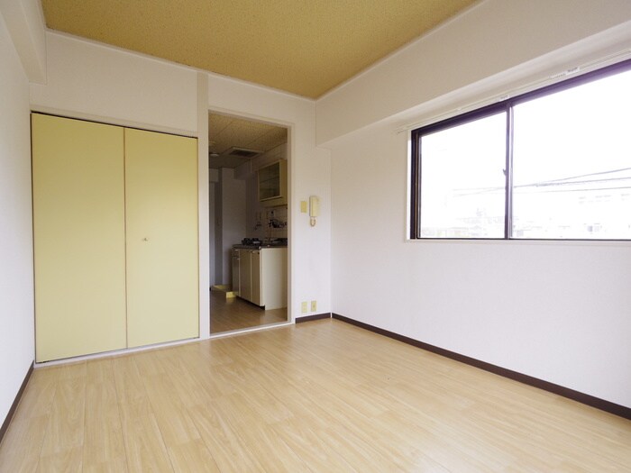 物件内観写真7　(居室)