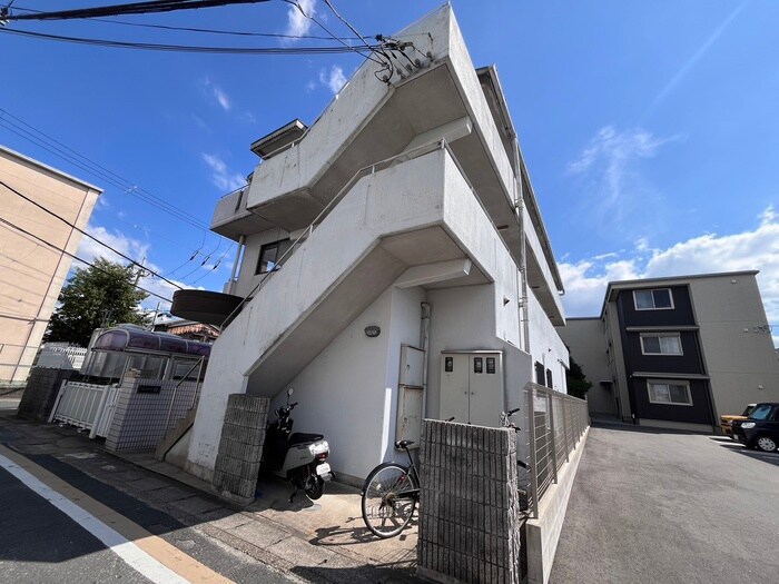 物件外観写真3　(外観写真)