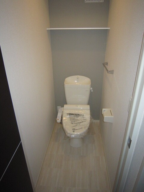 物件内観写真16　(トイレ)