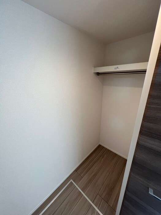 物件内観写真12　(収納)