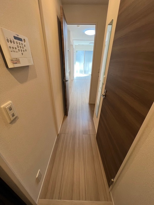 物件内観写真20　(廊下)