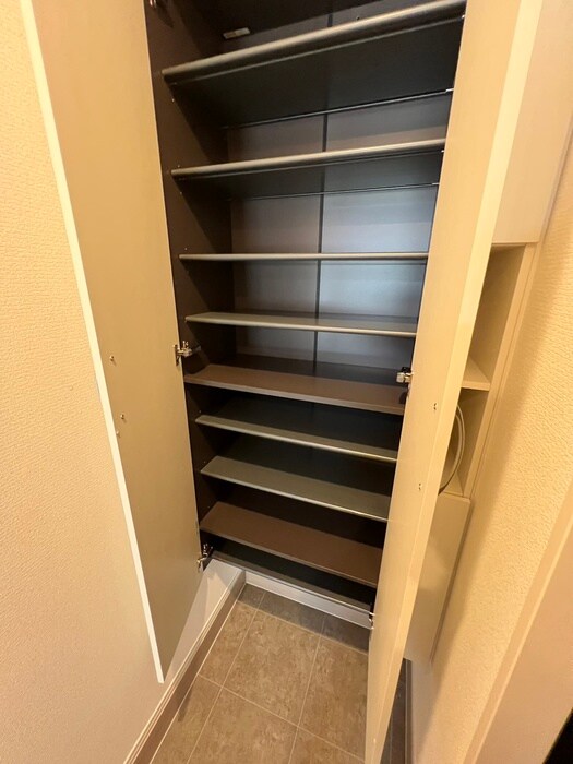 物件内観写真21　(靴箱)