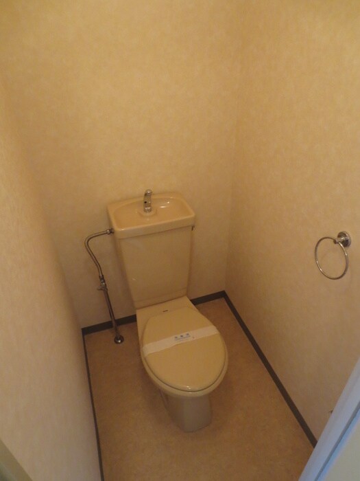 物件内観写真12　(トイレ)