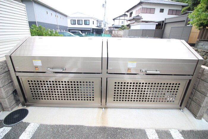 物件外観写真6　(建物設備)