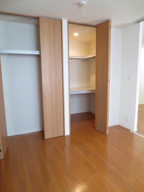 物件内観写真11　(居室)