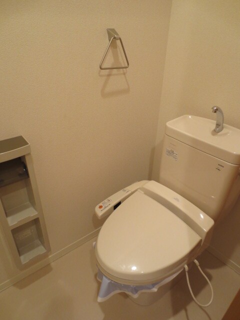 物件内観写真12　(トイレ)