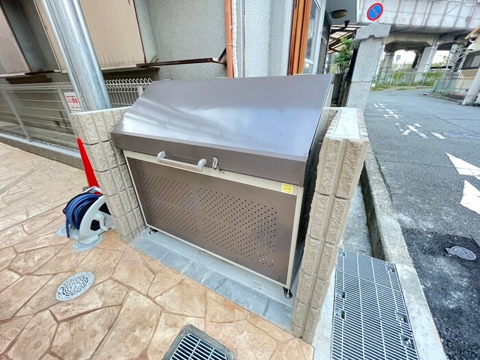 物件外観写真2　(建物設備)