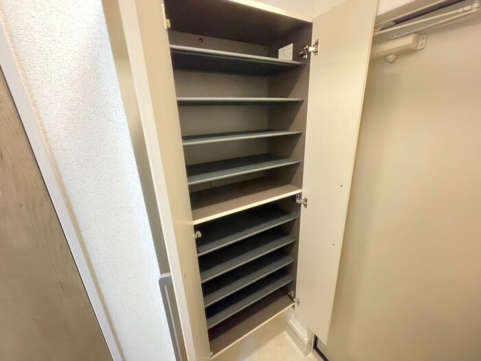 物件内観写真16　(靴箱)