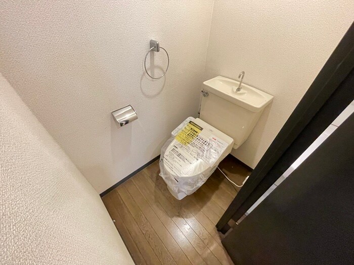 物件内観写真12　(トイレ)
