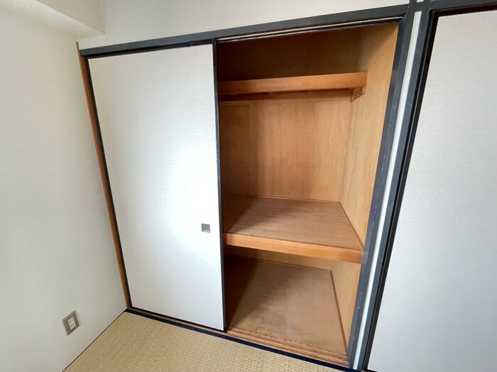 物件内観写真13　(収納)
