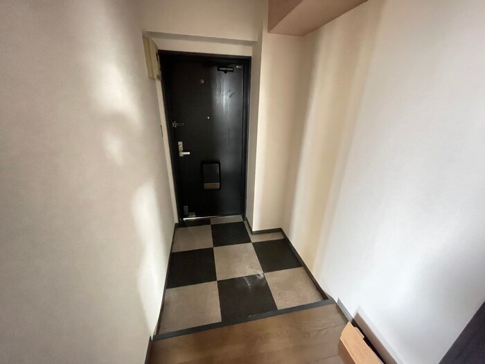 物件内観写真18　(玄関)