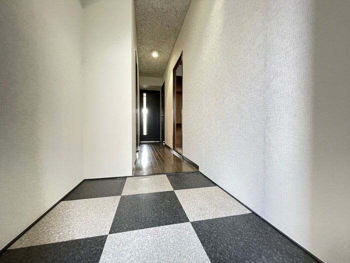 物件内観写真19　(廊下)