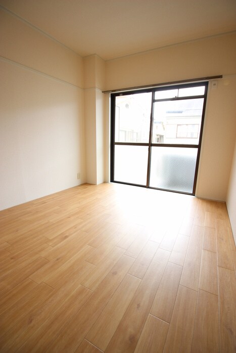 物件内観写真19　(居室)