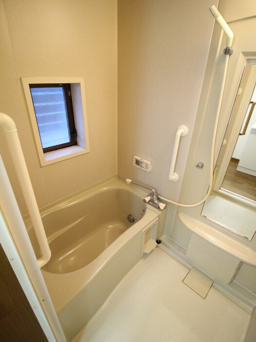 物件内観写真8　(バス／シャワールーム等)