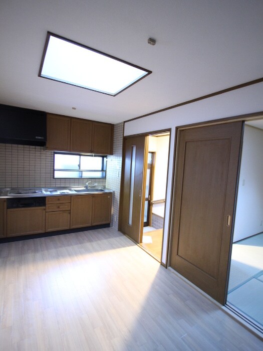 物件内観写真14　(居室)