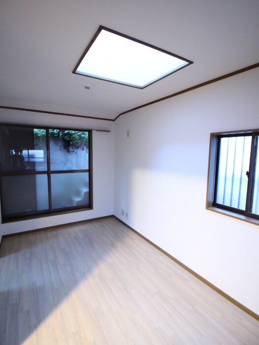 物件内観写真19　(居室)