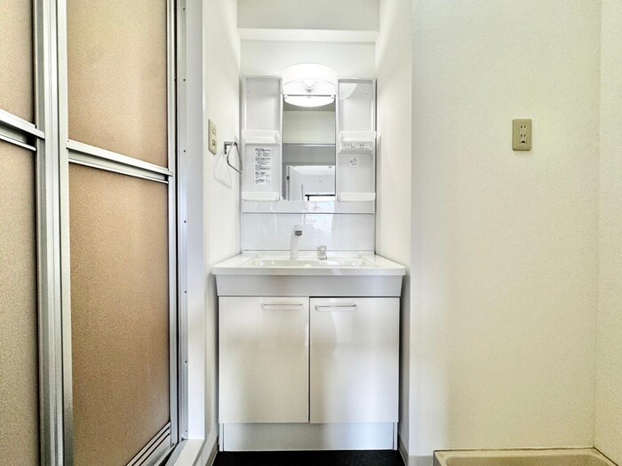 物件内観写真13　(洗面)